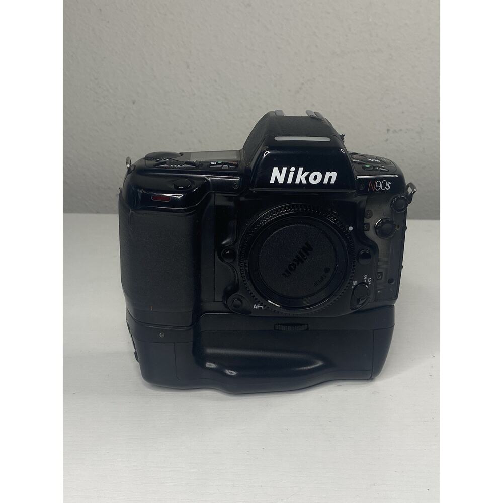 Nikon N90s 35mm Auto Focus Camera W MB-10 Tested